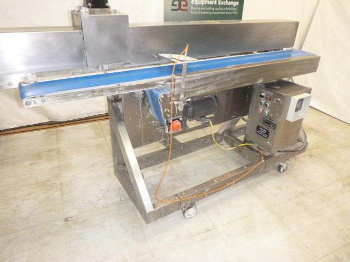 Used Shuttle Conveyor, Stainless Steel; 36" Stroke