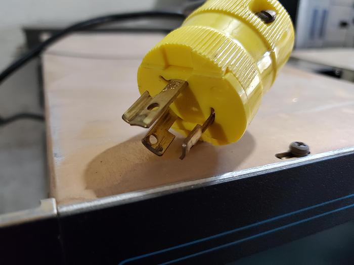 Used Advanced Energy RF5S RFPP RF Generator Power Plasma