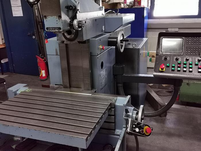 Gebraucht 1989 CNC Werkzeugfräsmaschine - Universal DECKEL FP 4 MA