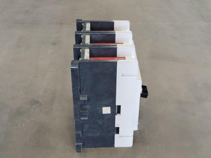 Surplus Eaton Cutler-Hammer RD- RD316T32 1600 Amp New Circuit Breaker