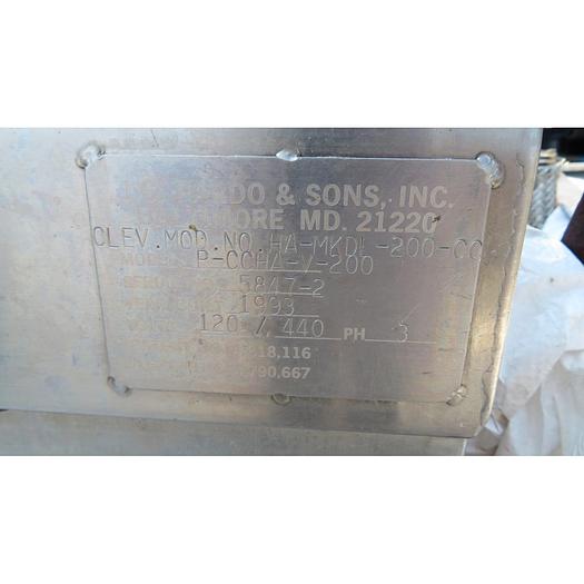 Used  CLEVELAND JC PARDO #HAMKDL- 200 GAL HORIZONTAL MIX AGITATION STATIONARY STEAM KETTLE (#776)