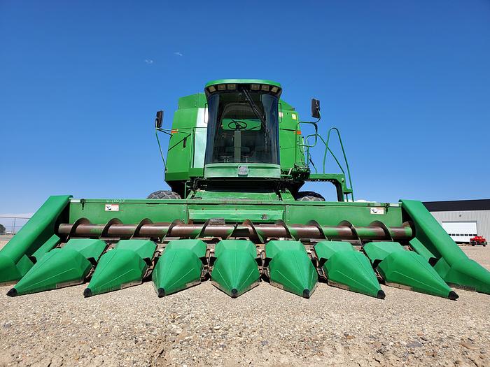 Used John Deere 9600 Combine w/ Corn + Grain Heads