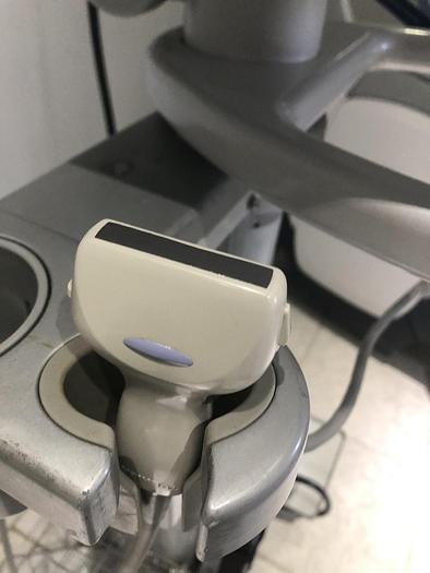 Gebraucht Toshiba Viamo Ultraschallsystem mit 1x Sonde auf Trolley