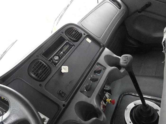 Used 2010 FREIGHTLINER BUSINESS CLASS M2 106