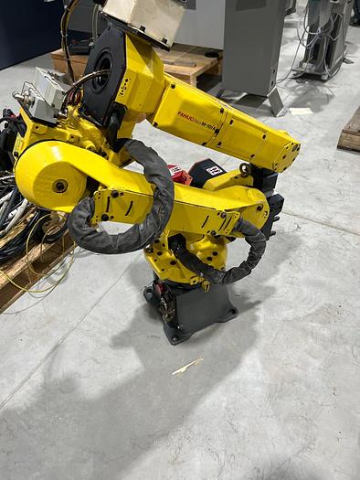 Used 2011 FANUC FANUC M10iA WITH R30iA CONTROLLER, TEACH PENDANT, AND CABLES