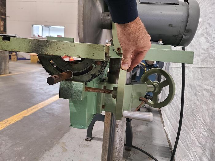 Used Conquest Industries Saw