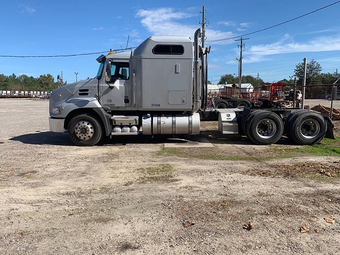 Used 2013 MACK CXU613