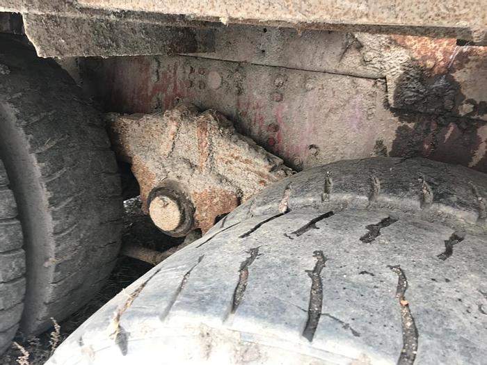 Gebruikt 1994 Iveco 260 E 34 6x4 full steel , manual pump