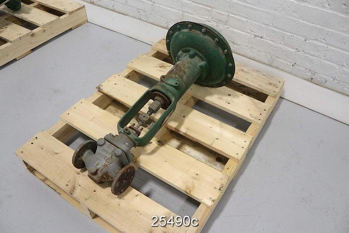 Used Fisher ET 1" Steam Control Valve, 1", Cast Iron Body #25490