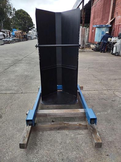 Used Dumper, Bin, Tote, Hercules, Hydraulic, 1000 Lbs #C742097