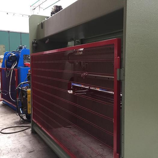 Usato PIEGATRICE BL IDRAULICA  3000 X 50