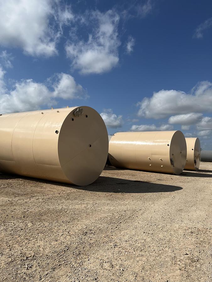 Used TANKS, 400 BBL STEEL (FRESH PAINT)