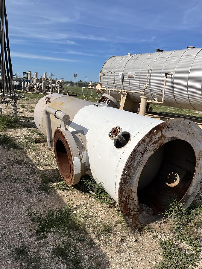 Used 42" ID X 10' 2PH SEPARATOR