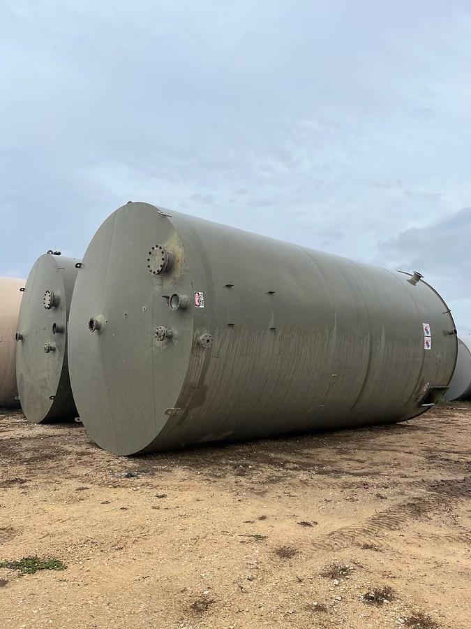Used 1,000 BBL Steel Gun Barrel Tanks (2)