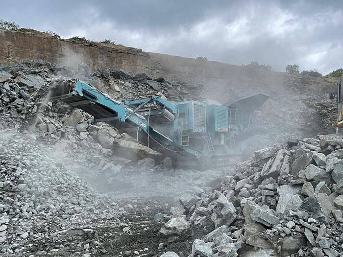 Used 2011 2011 Powerscreen Crusher XA400S AC400S