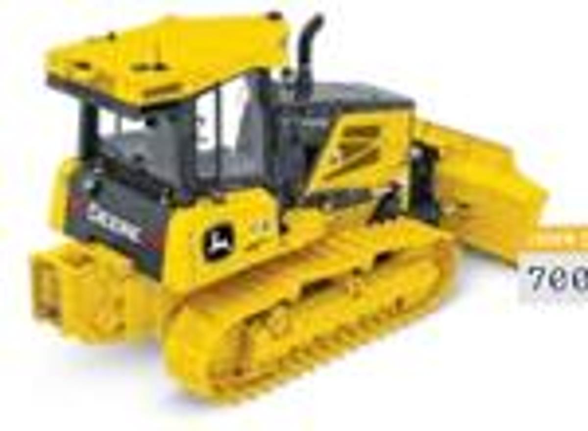 Used Track Dozer 30,000–32,000 lbs, 125–135 hp, SmartGrade 3D GPS integrated