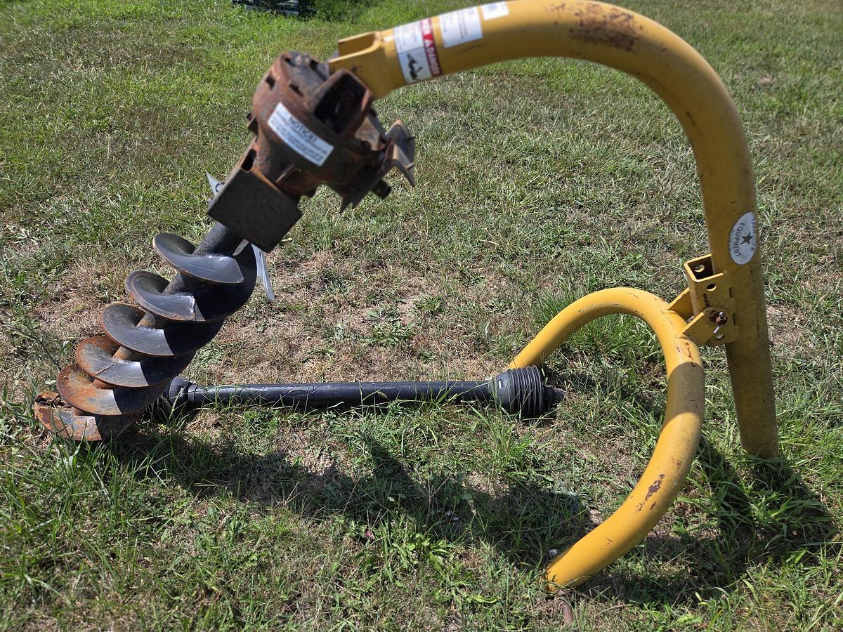 Used HD- Danuser Model 82 PTO Post Hole Digger