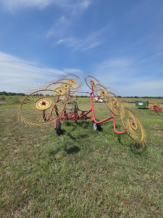Used 8 Wheel V-Rake