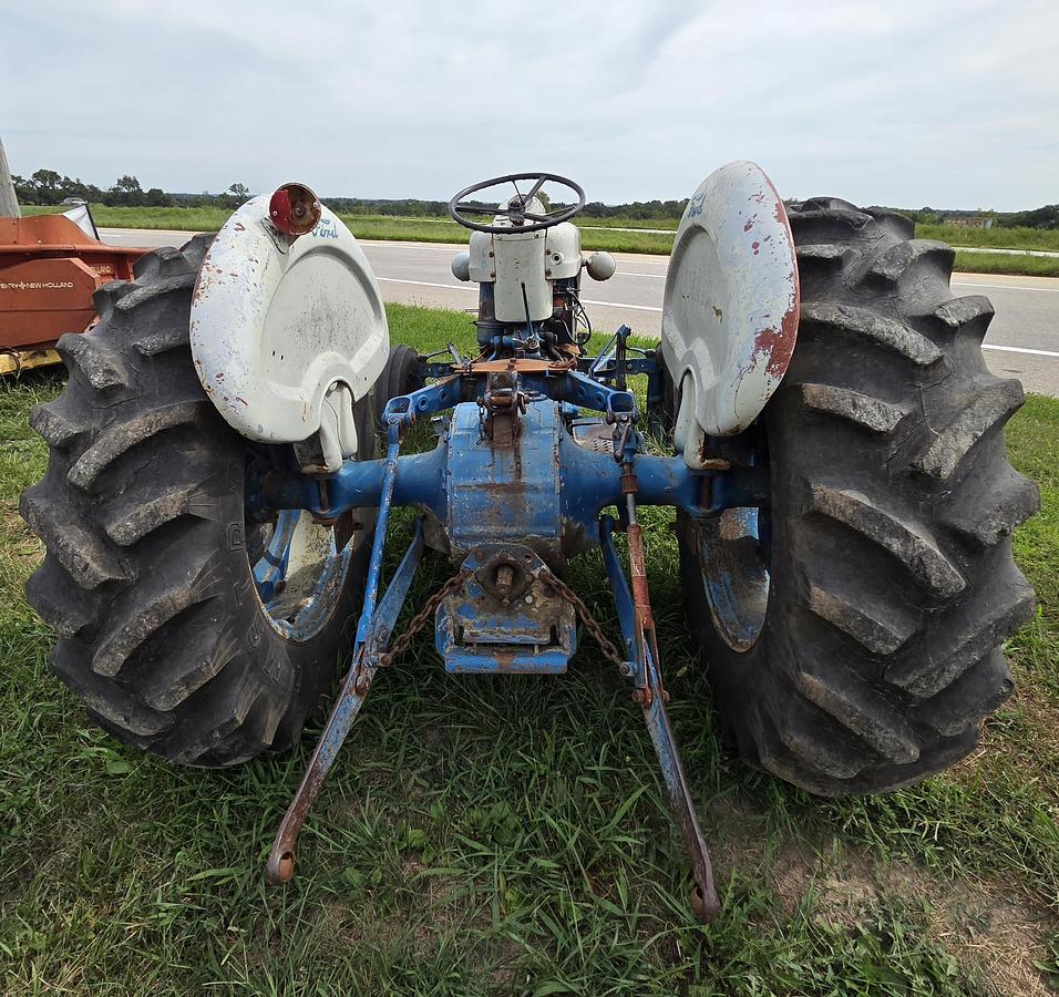 Used Ford 4000