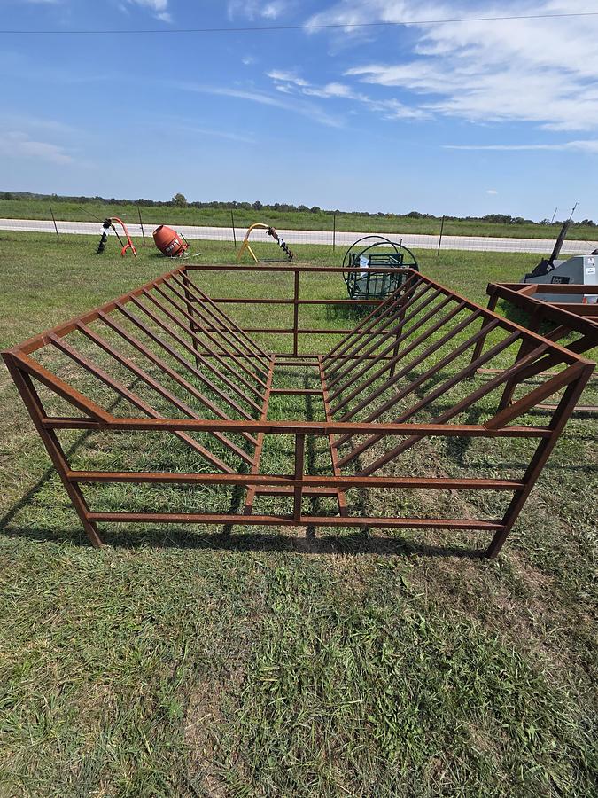 Used Homaid Hay Saver Round Bale Rack