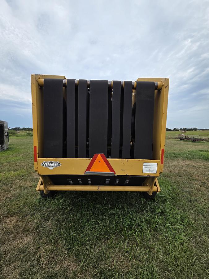 Used Vermeer 605F