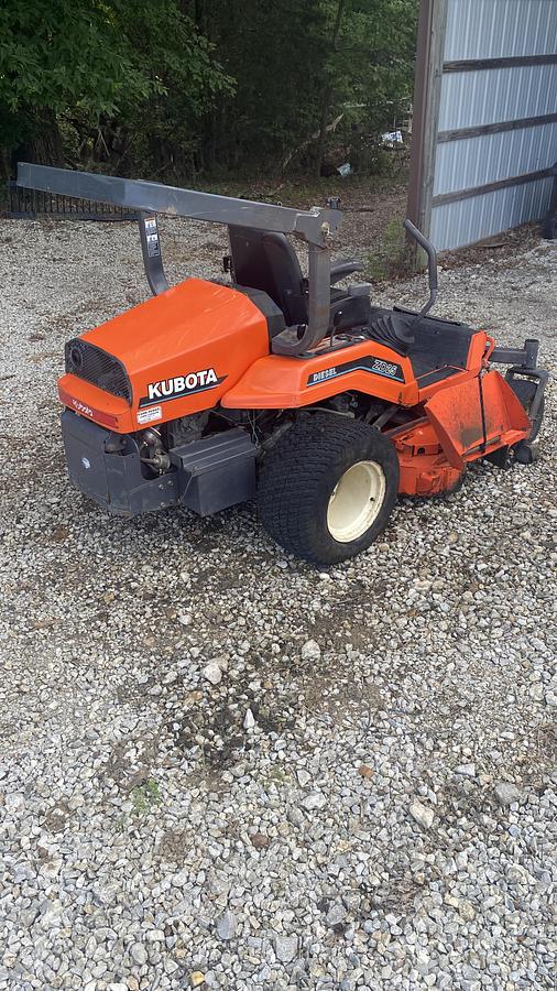Used Kubota ZD25 Diesel Zero Turn Mower