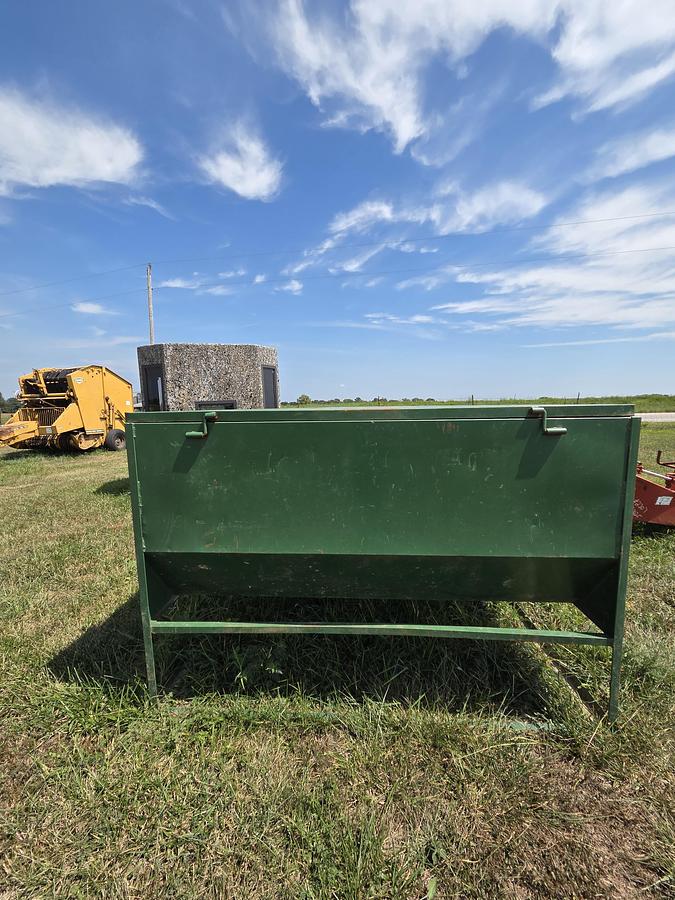 Used King Ag Products HD portable Calf Creep Feeder