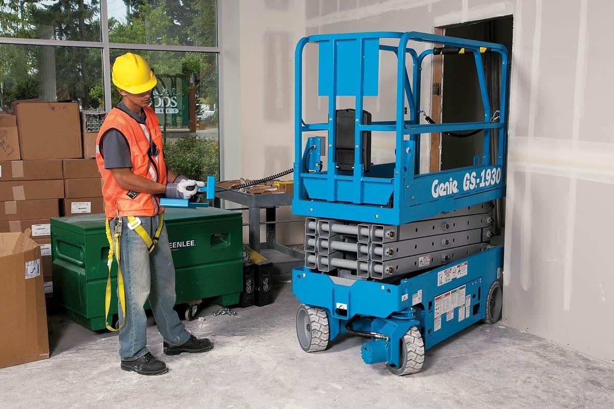 Used Electric Scissor Lift, 19' Narrow