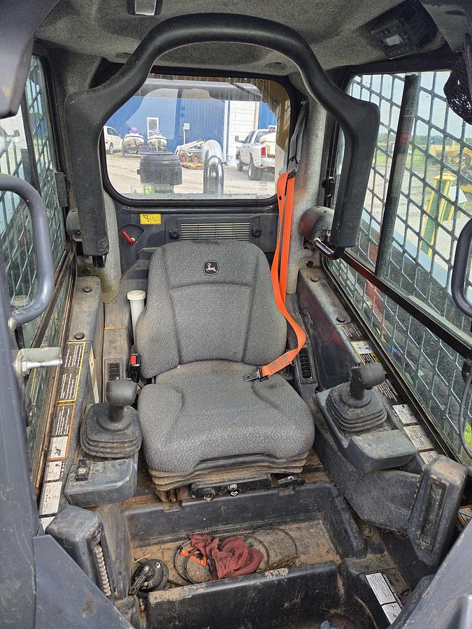 Used 2023 John Deere 333G