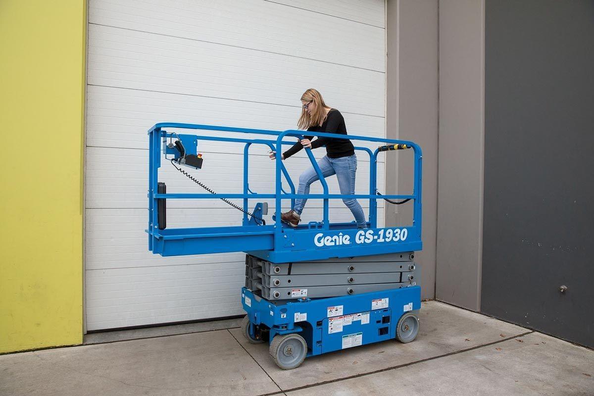Used Electric Scissor Lift, 19' Narrow