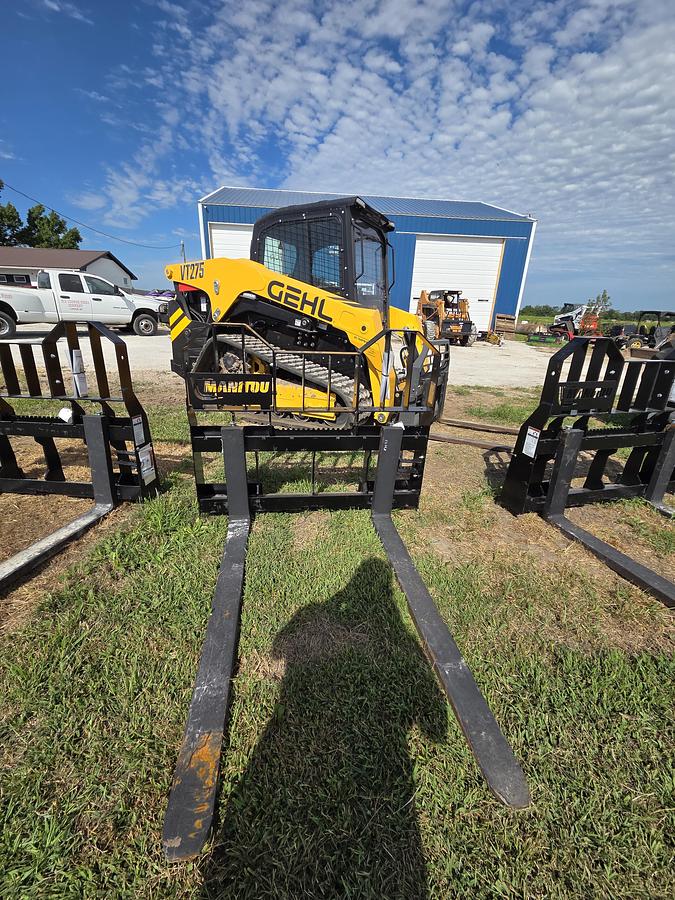 2026 Manitou Heavy Duty- Convertible Pallet Fork Frame w/Forks