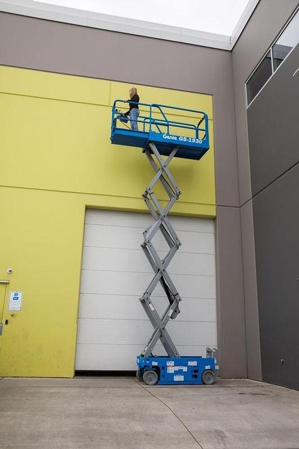 Used Electric Scissor Lift, 19' Narrow