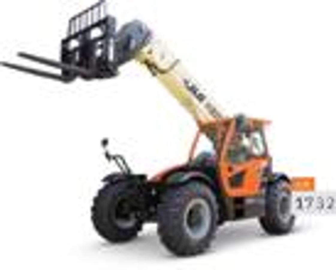 Used Telehandler 16,000–17,000 lbs, 32'–44' Reach