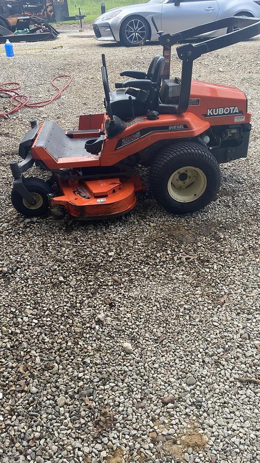 Used Kubota ZD25 Diesel Zero Turn Mower