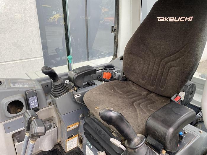 Usato 2015 TAKEUCHI TB 250