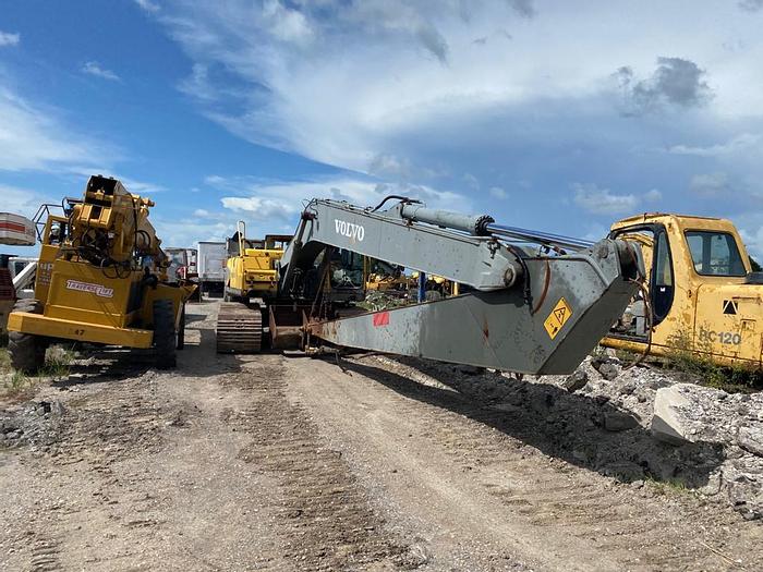 Used 2005 VOLVO EC290LC