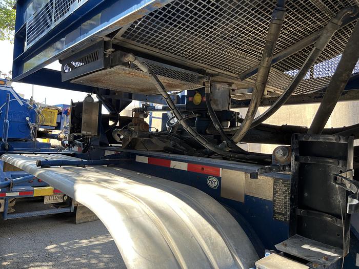 Used MTU Frac Pump Trailer