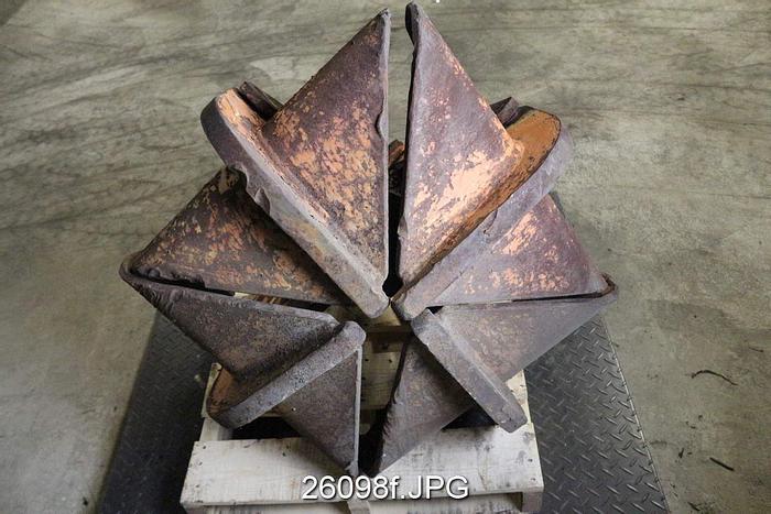 Used R & M Electric Hoist  Clamshell And Hoist For Junk Well Trash Removal, Hydraulic Clamshell With R & M Spacemaster 2 Ton Hoist. Hoist Motor 4 Hp, Trolley Motor 1/3 Hp. Hydraulic Plant From Clamshell With 5 Hp, 1750 Rpm Motor #26098