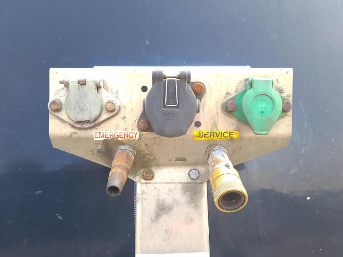Used 2007 Montracon 3 axle / air suspension / ROR