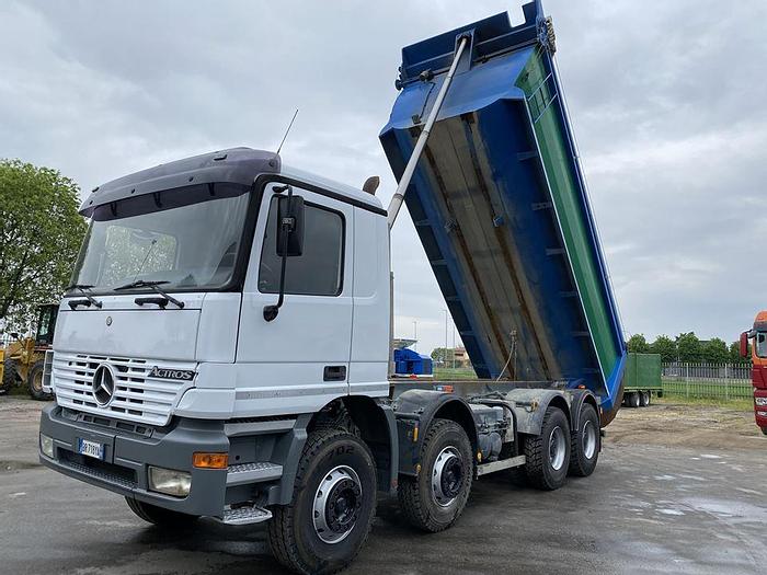 Usato 2001 MERCEDES ACTROS 4143