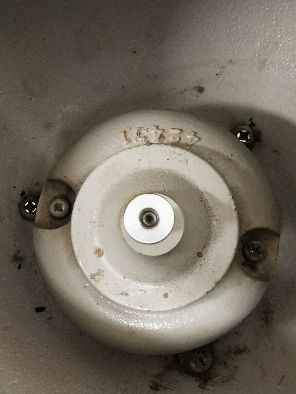 As is IEC Clinical CL Bench-model Centrifuge - SOLD AS-IS