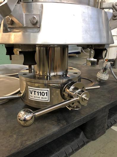 Used D 15508 E - Vibratory Sieve RUSSELL COMPACT 27400