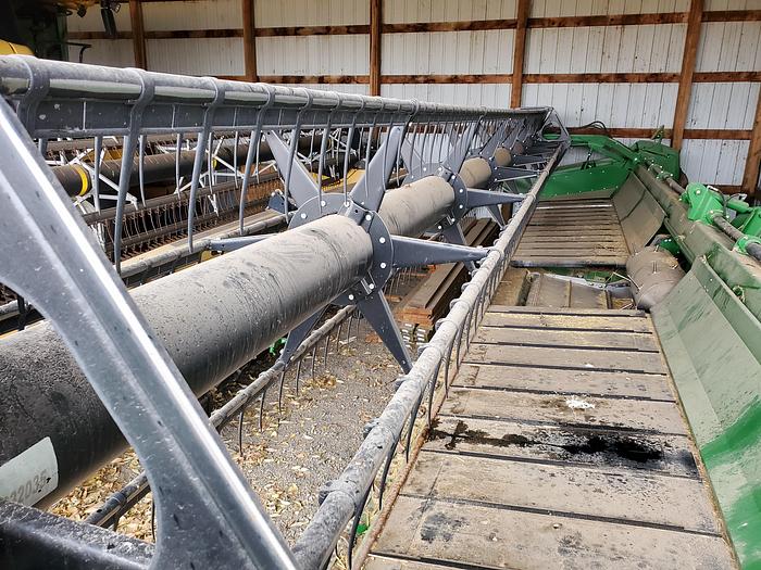 Used 2013 John Deere 630D Draper Header