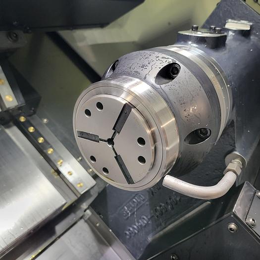 Used 2021 DOOSAN LYNX 2100LSYA Live Tooling / Y-Axis / SubSpindle/ Bar Feeder CNC Lathe ***Low Hours***