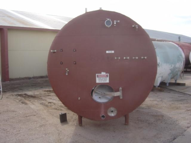 Used 3000 GALLON STORAGE TANK WITH AGITATOR AND SPRAYBALL