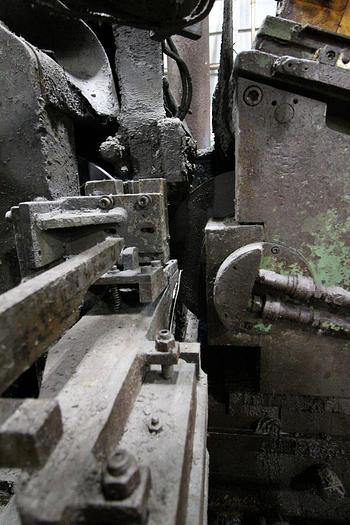 Used CINCINNATI MILACRON MODEL 2 CANTILEVER CENTERLESS GRINDER, TYPE AE