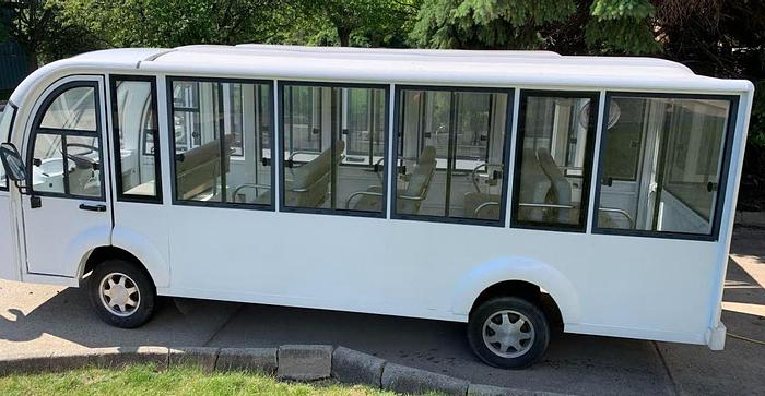 Used 2015 MotoTruck 14 Passenger - 2 Available