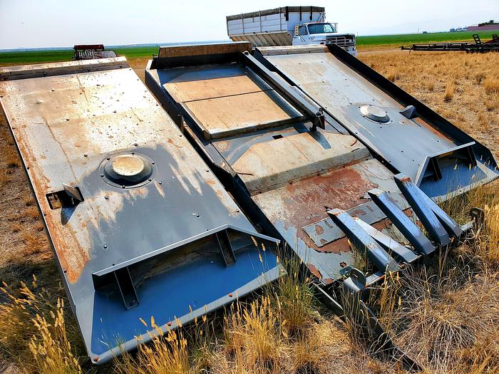 Used Massey Ferguson AC25 Accumulator