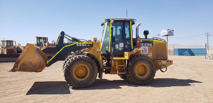 Usado 2020 JOHN DEERE 544K II