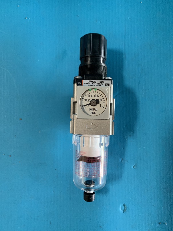 Used SMC Filter Regulator aw20-02e